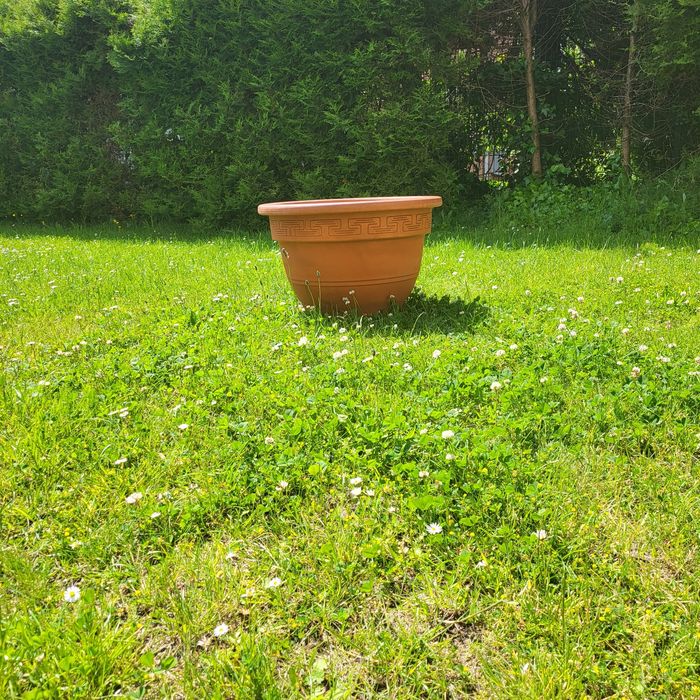 Wielka donica z tarakoty