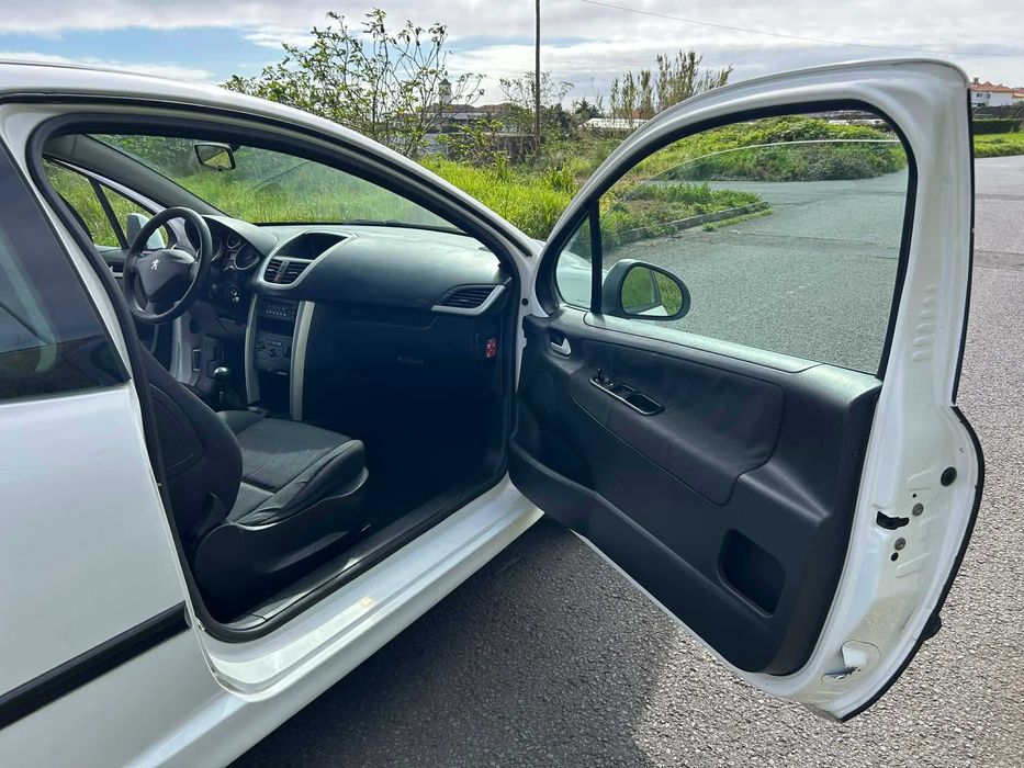 Peugeot 207 1.4Hdi