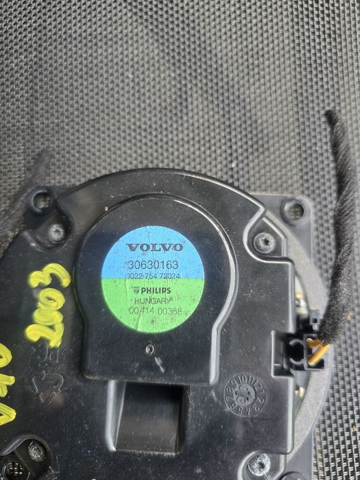 Głośniki tylne Volvo S40 2002 Rok