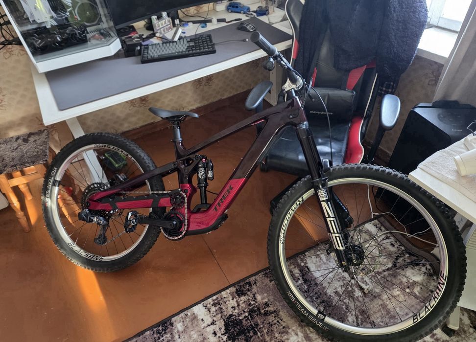 Trek slash plus + 2025 new е байк e bike sl