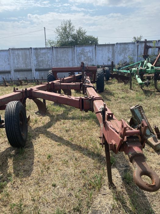 плуг ПЛН-8 прицепний