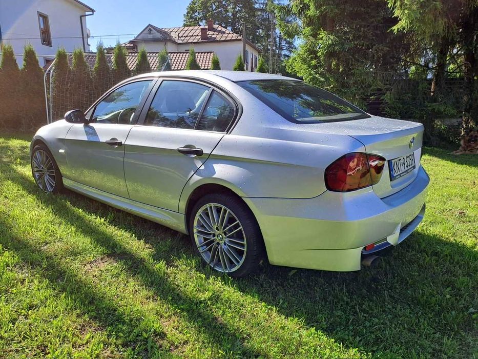 BMW seri 3 sedan
