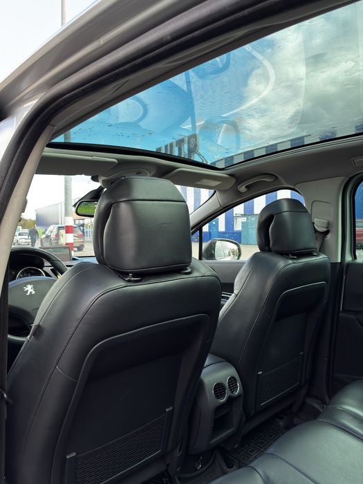 Peugeot 3008 в хорошій комлектації