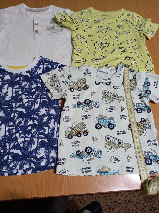 Футболки,майки на хлопчика 9-12 міс.
