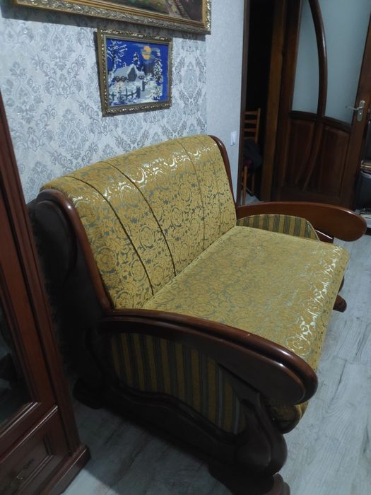 Продам диван в ідеальному стані 2.00//1.20