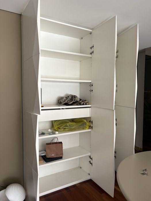 Móvel de sala branco