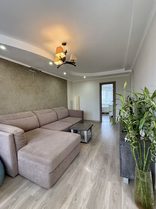 2 кімнатна квартира. Центр