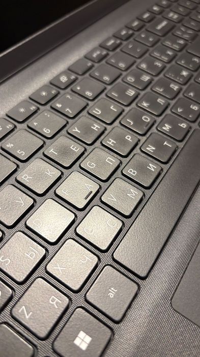 Ноутбук Dell Vostro 3520