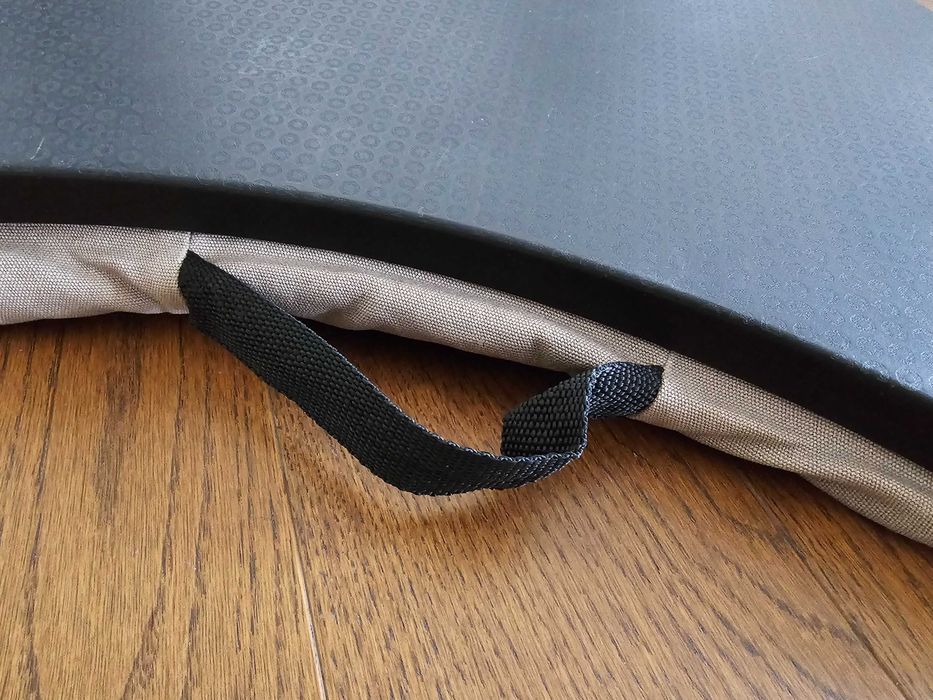 Oddam podstawkę pod komputer z Ikei