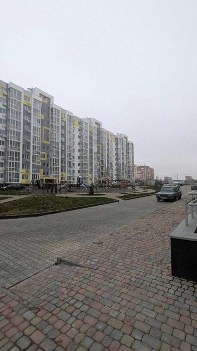 Оренда квартири в новому будинку на Браїлках. ЖК Пелюстковий.