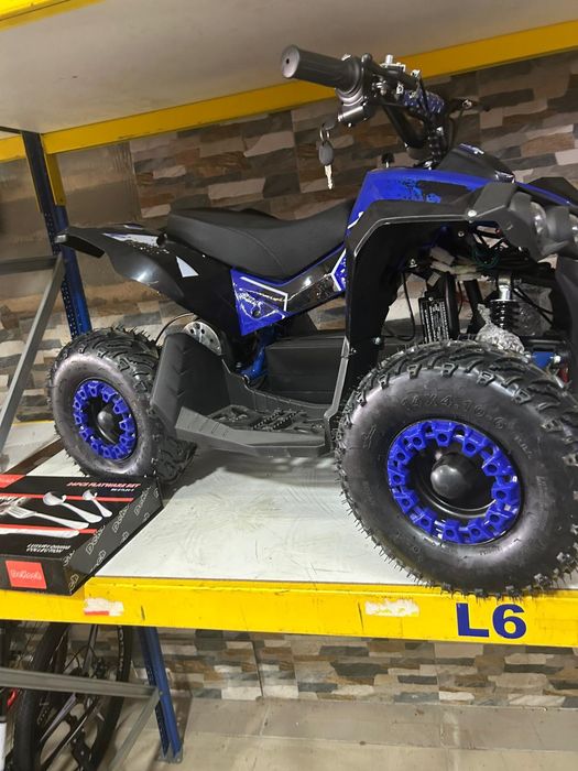 Moto4 elétrica para crianças