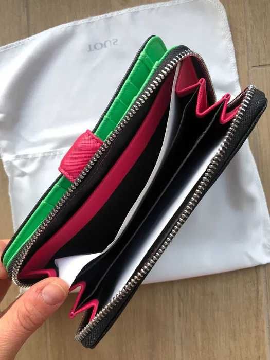 Elegancki Portfel Tous Dubai Saffiano czarny winylowy