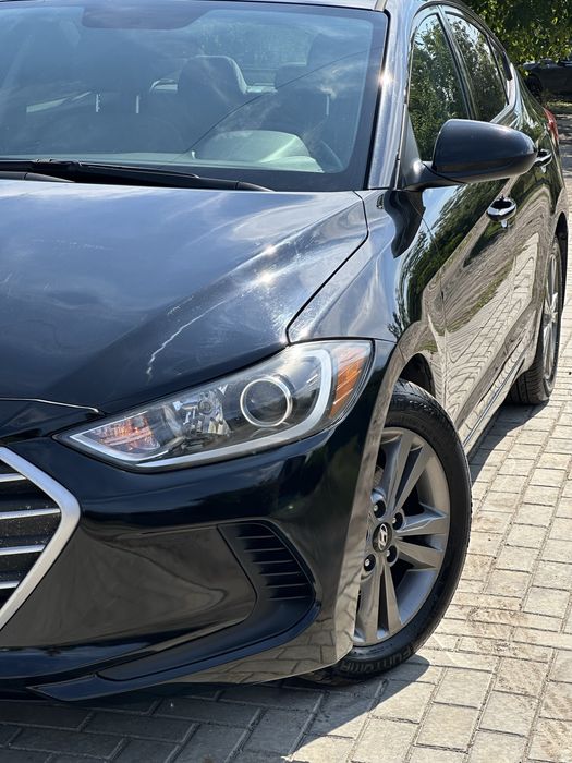 Hyundai Elantra 2017 2.0 бензин Автомат