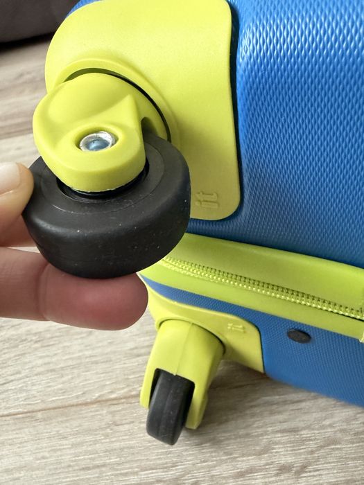 Детский чемодан it luggage