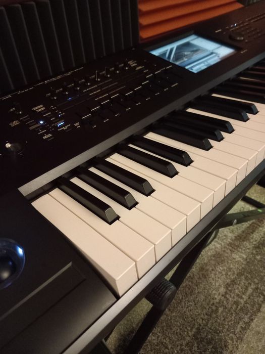 Sprzedam Korg Kronos X 73