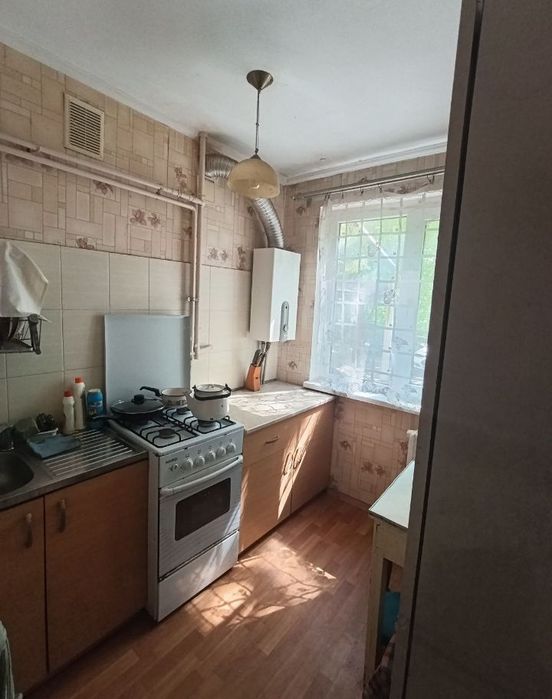 Продаж двокімнатної квартири в смт. Озерне
