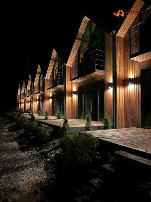 Продаж діючого готельного бізнесу: Котеджне містечко (Буковель)