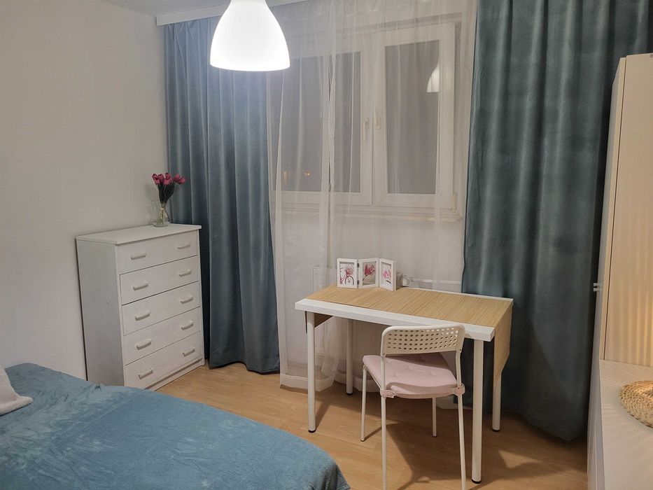 Wynajmę pokój na ul. Różyckiego.  "ROOM for RENT"