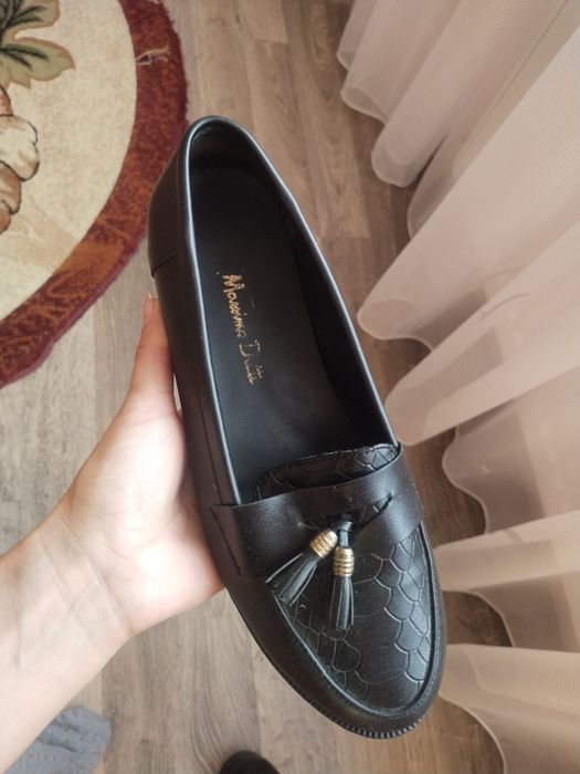 Шкіряні туфлі Massimo Dutti