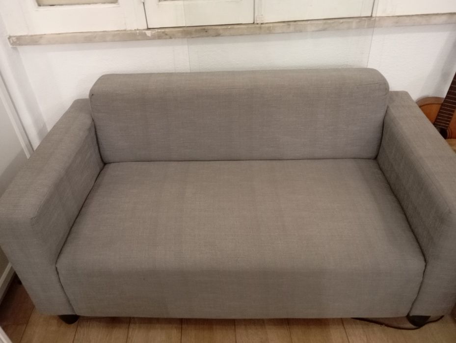 Sofá cinzento muito giro