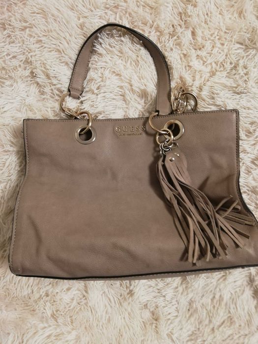 torebka Guess beżowa TOREBKA GUESS VG709423/FOREST SZOPERKA