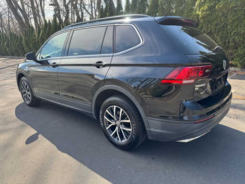 Volkswagen Tiguan      2019