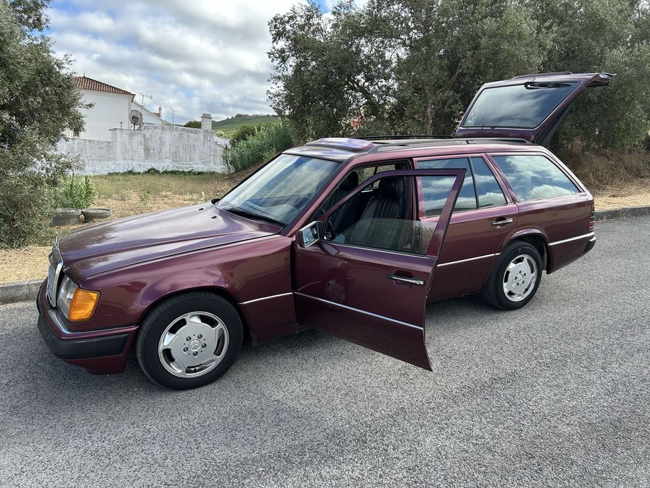 Mercedes Benz 250 TD(Touring Diesel)Não negociavel.