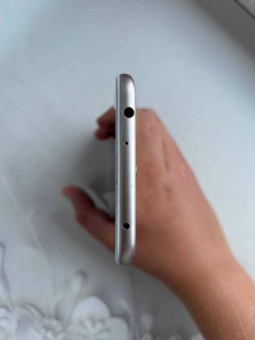 Xiaomi Redmi 5 Plus 4/64GB Gold • Рідна коробка • Топова версія