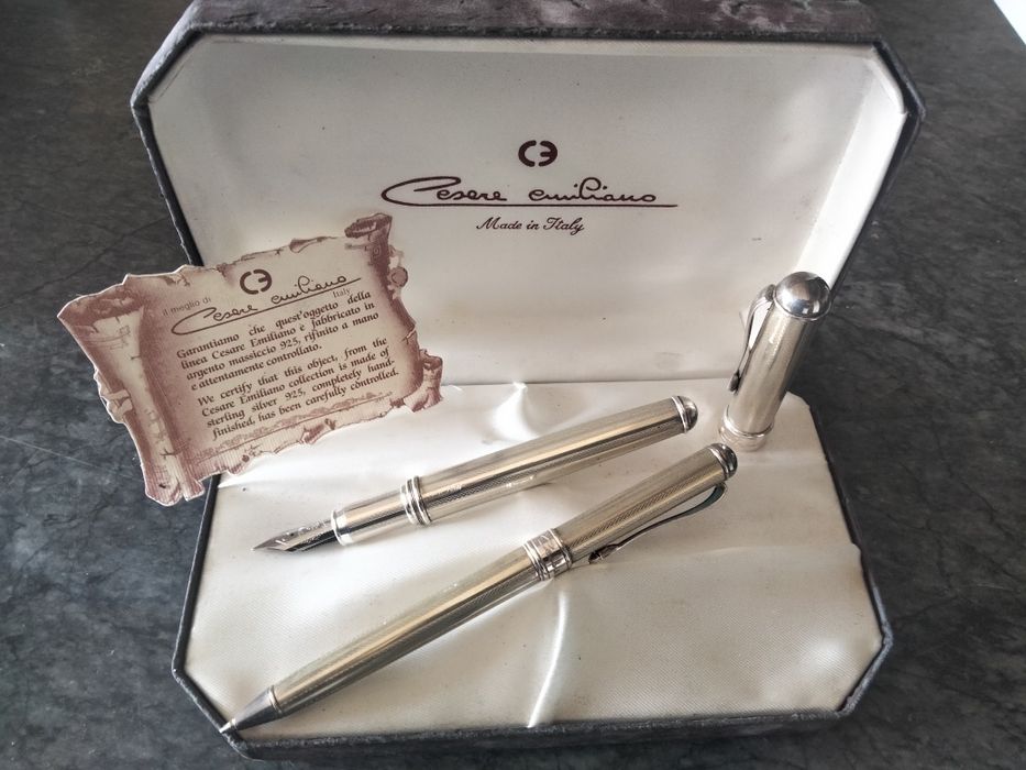 Conjunto de caneta e esferográfica, Cesare Emiliano, em prata