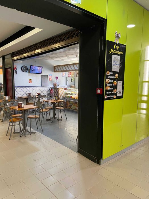 Café que pode transformar em loja