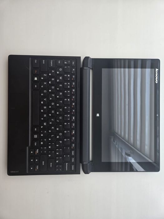 LENOVO Ideapad flex 10 .Ціна 4000 грн.