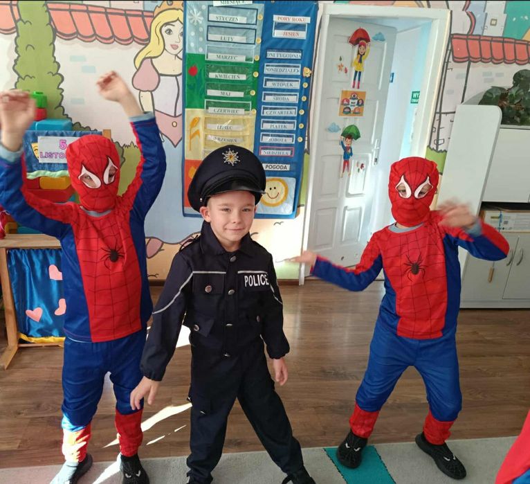 Strój spiderman 122-128
