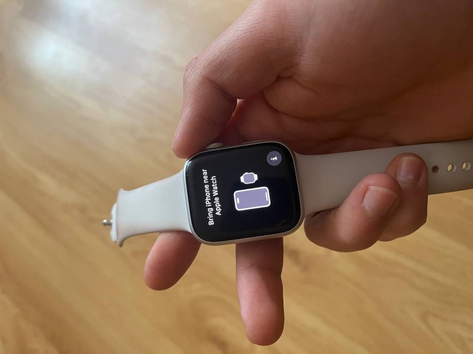 Продам свої епл вотч 8