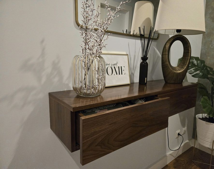 Consola de parede em nogueira