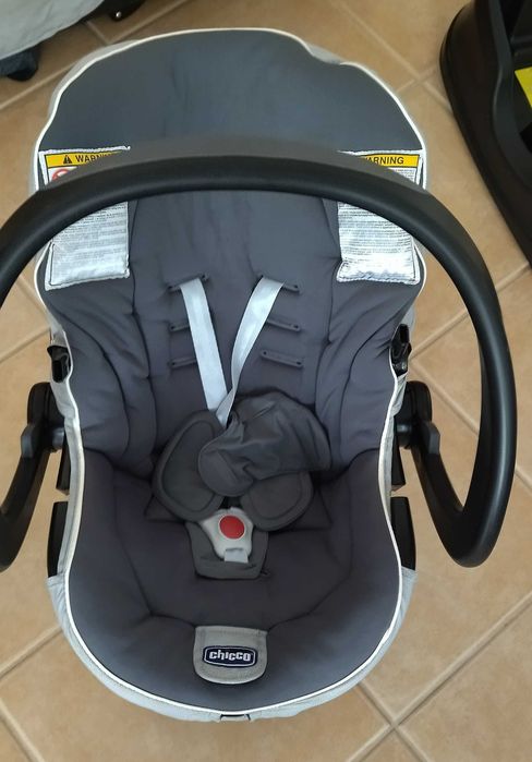 Vendo carrinho de bebe + cadeiras auto
