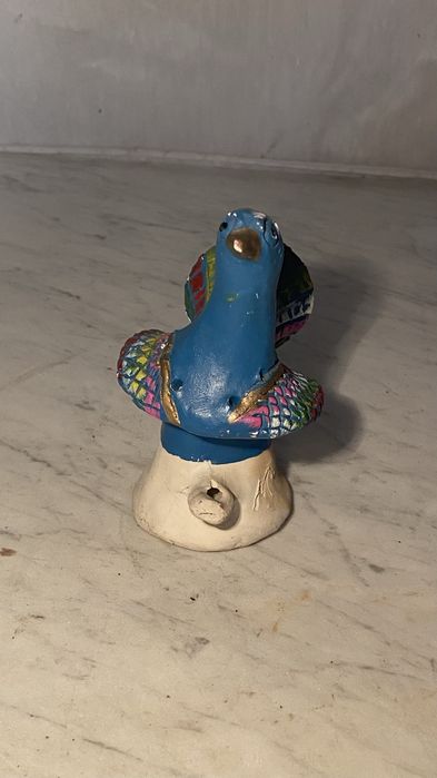 Pássaro—assobio—Mistério
