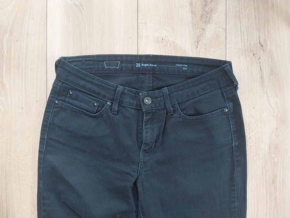 Spodnie jeansy levis 38