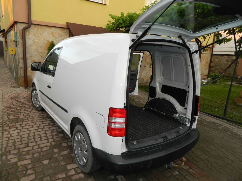 Volkswagen Caddy груз. 2011 року 1.6 TDI.