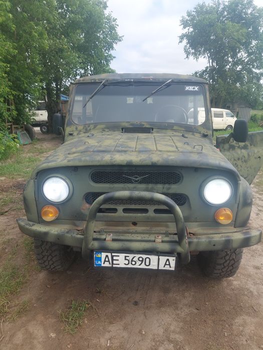 Продам УАЗ 31512