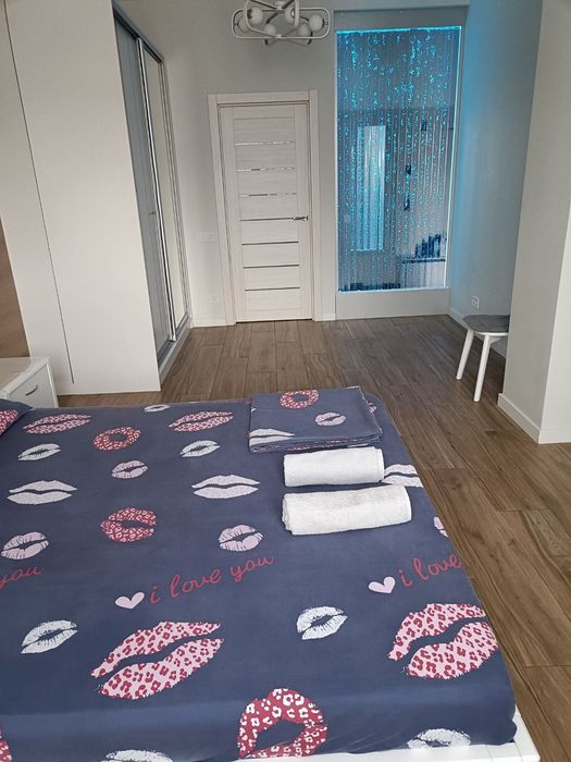 Новобудова  погодинно подобово автовокзал ТЦ"Арена"  виписую документи