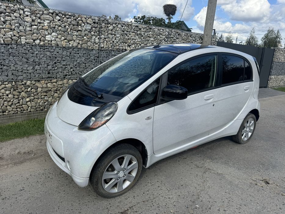 Шрот Розборка в наявності Mitsubishi i-Miev з швейцарії
