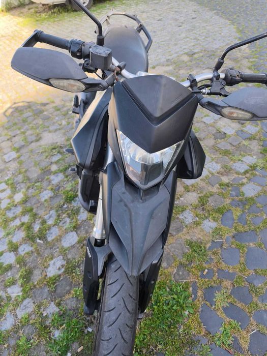 Ducati Hypermotard 821  (Modelo 2013-15) Revisao total efectuada com fatura