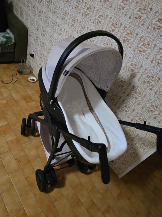 Carrinho de bebê chicco 3 em 1