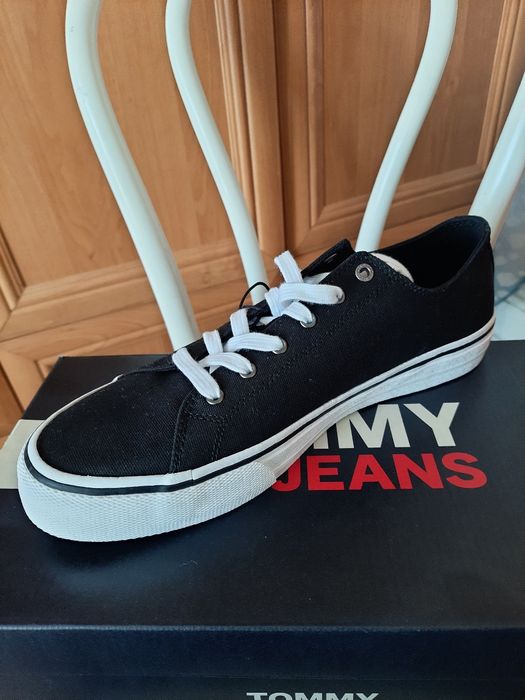 Nowe buty męskie Tommy Jeans rozmiar 43
