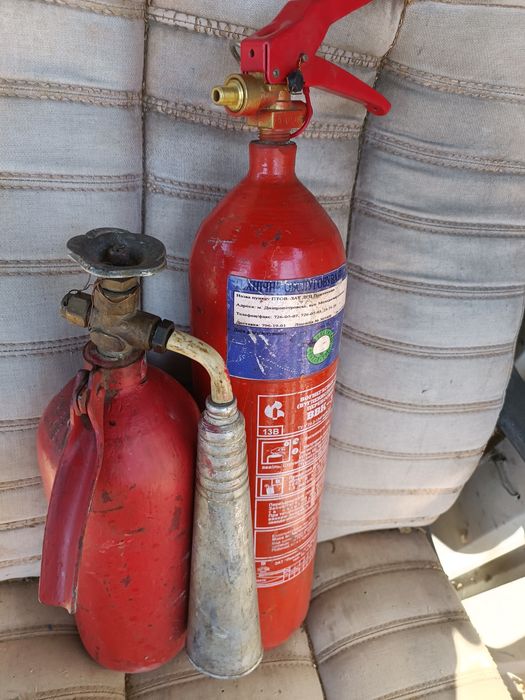 Баллон углекислотный, огнетушитель 3 литра