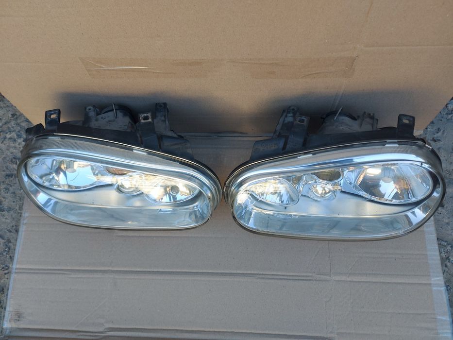 Фари передні головного світла основні б/в оригінал VW Гольф-4, Golf 4