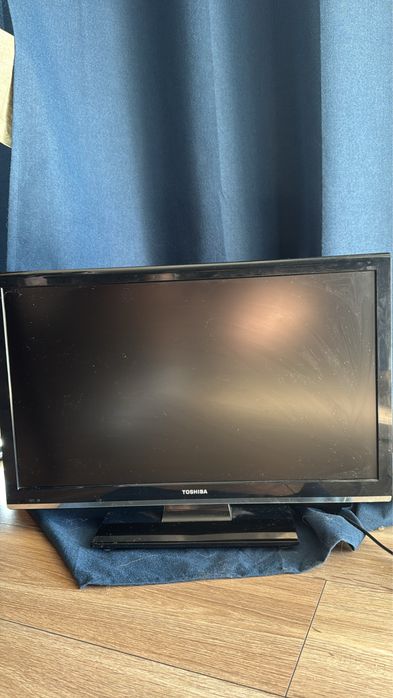 Telewizor Toshiba 23EL933G 2012 rok