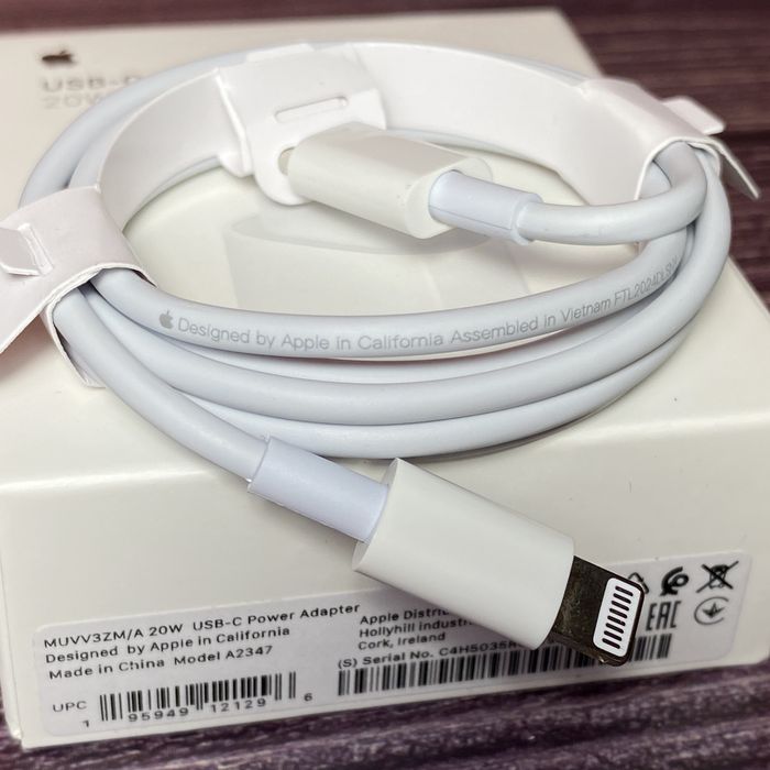 Оригінальний комплект зарядки iPhone/iPad | USB-C Lightning 20W | Акція