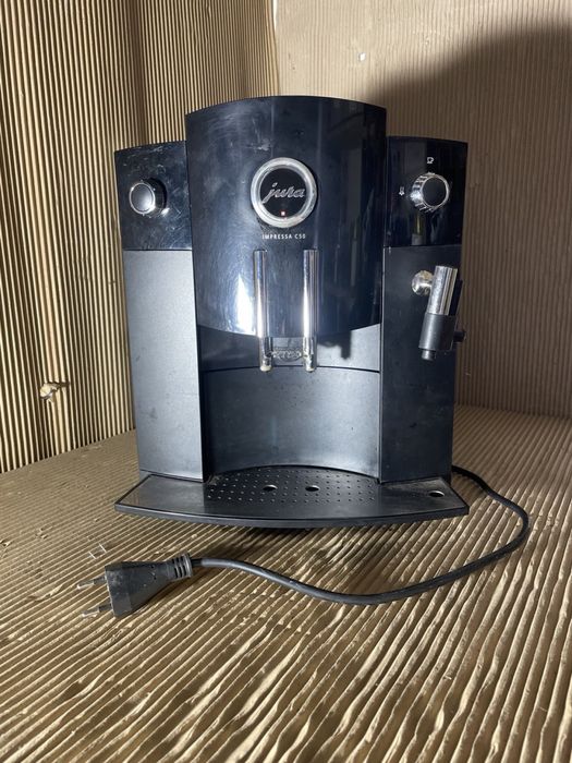 Кавомашина кавоварка JURA impressa c50 б/у кофеварка кофемашина