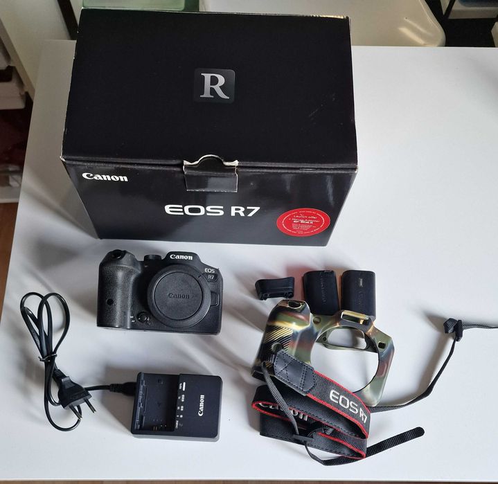 Canon R7  używany